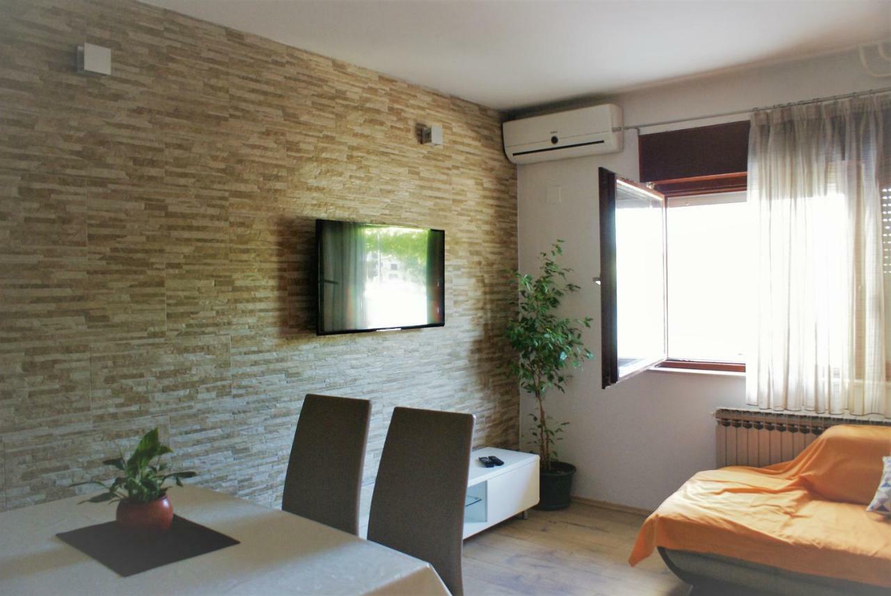 Apartments Villa Judita Blace Buitenkant foto