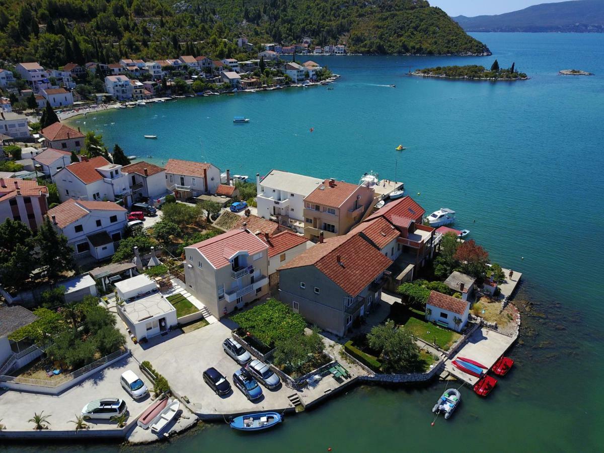 Apartments Villa Judita Blace Buitenkant foto